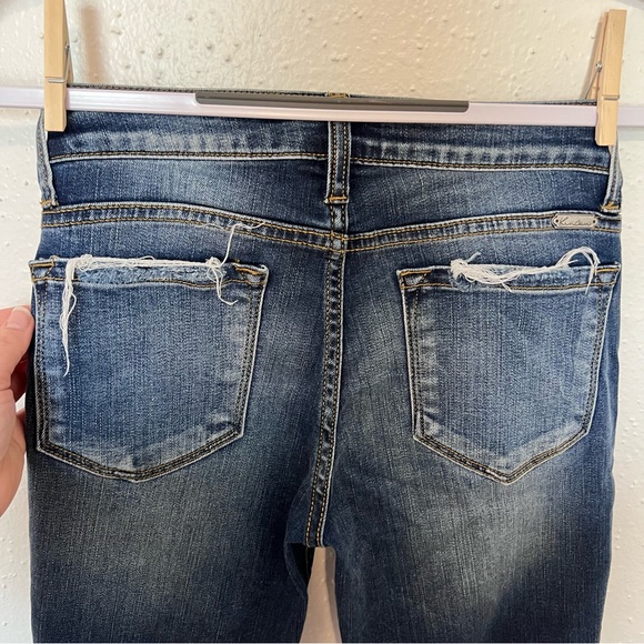 KanCan Los Angeles Jean, Size 5 / 26 waist, dark wash, ankle & pocket distressed - Picture 9 of 10
